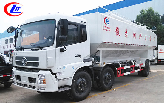 30立方東風天錦小三軸<a href=http://www.qmmq.net.cn/siliaoche/ target=_blank class=infotextkey>飼料車</a>